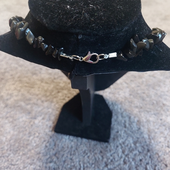 Necklace - Picture 3 of 6